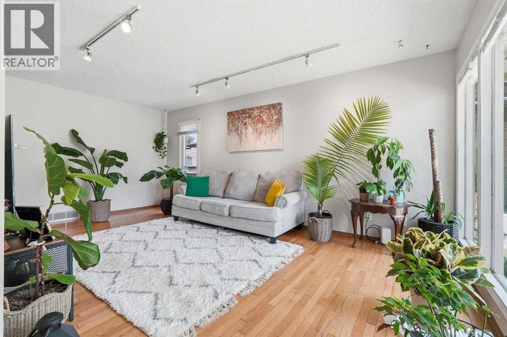 121 Sunbank Way SE — photo 5