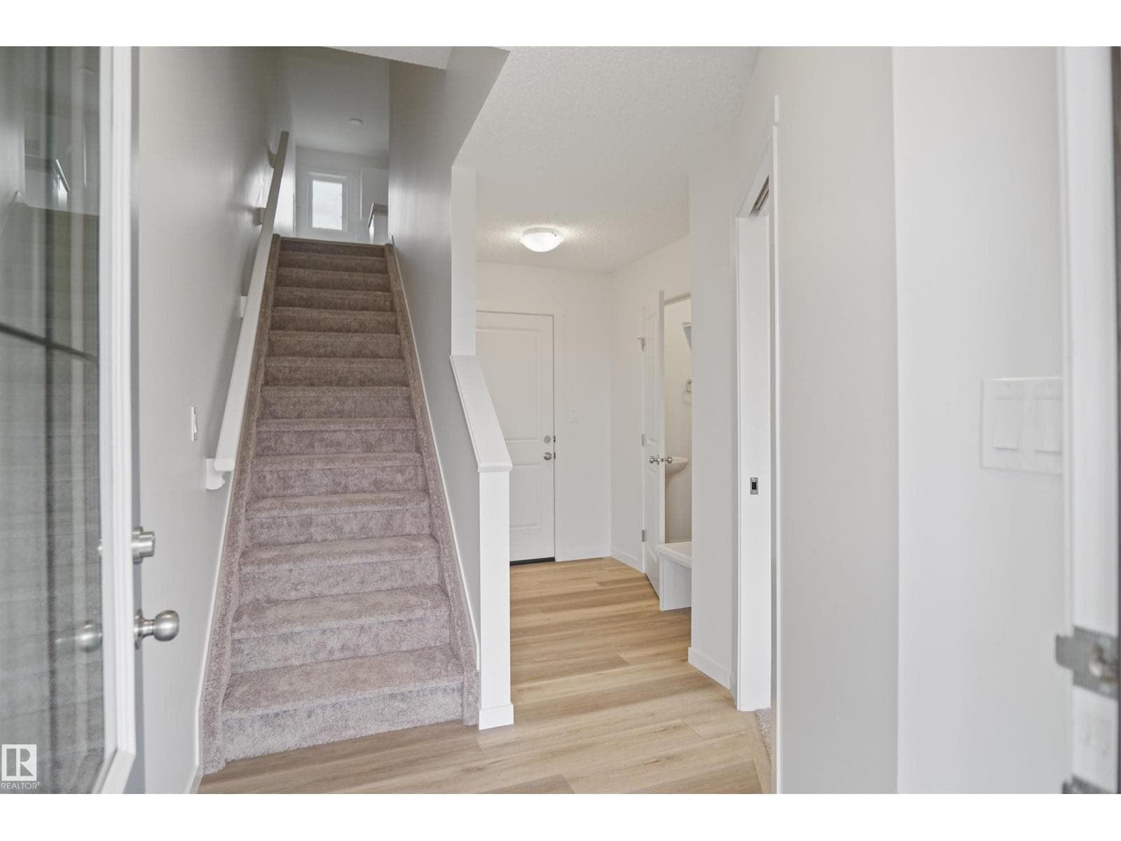 7062 ROSENTHAL DR NW — photo 3