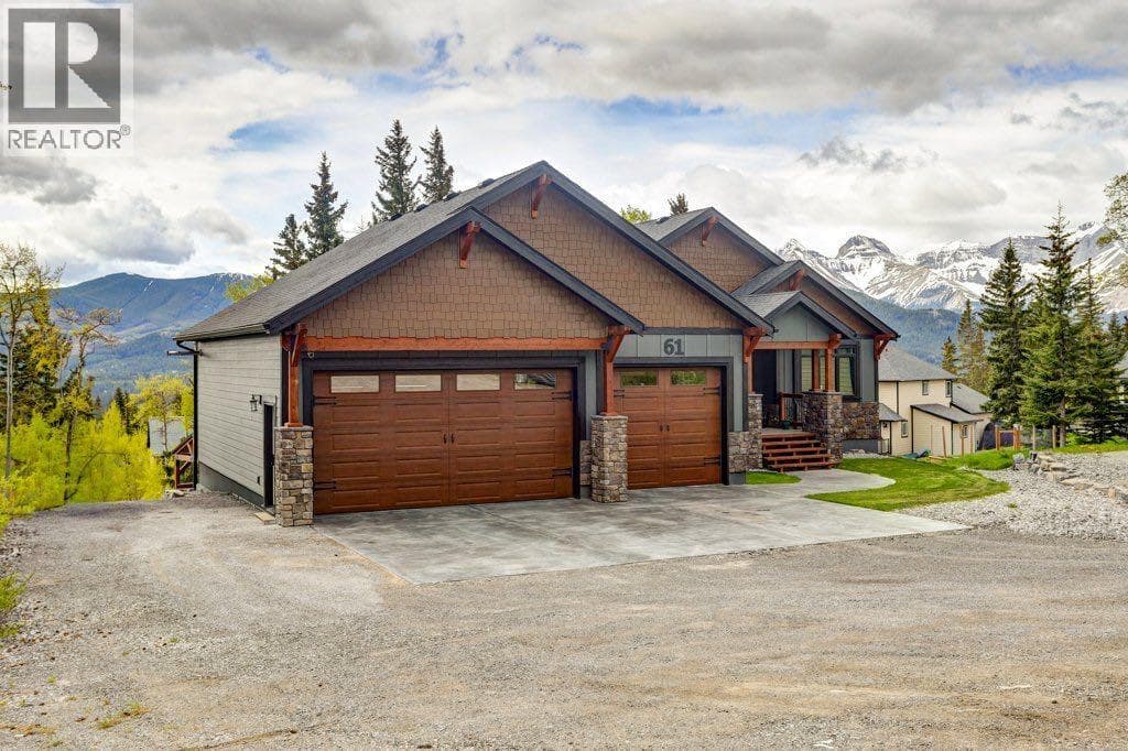 61 Kananaskis Place — photo 2
