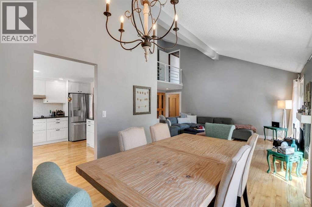 12 Oakvale Place SW photo 8