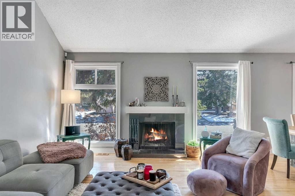12 Oakvale Place SW photo 4
