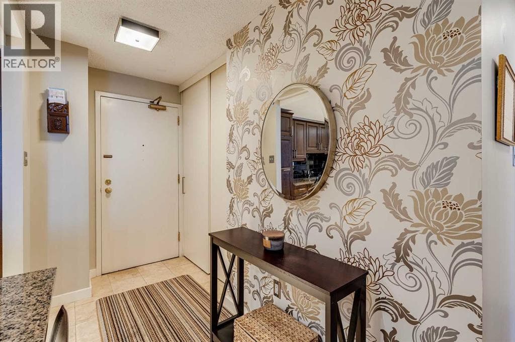 6E, 133 25 Avenue SW — photo 3