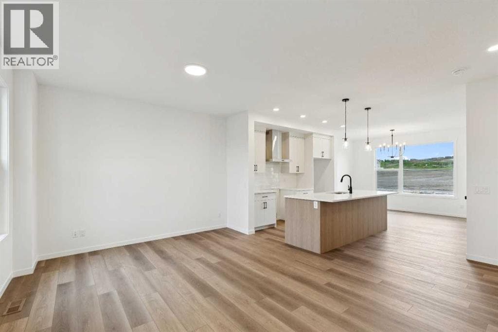422 Heartland Way — photo 5