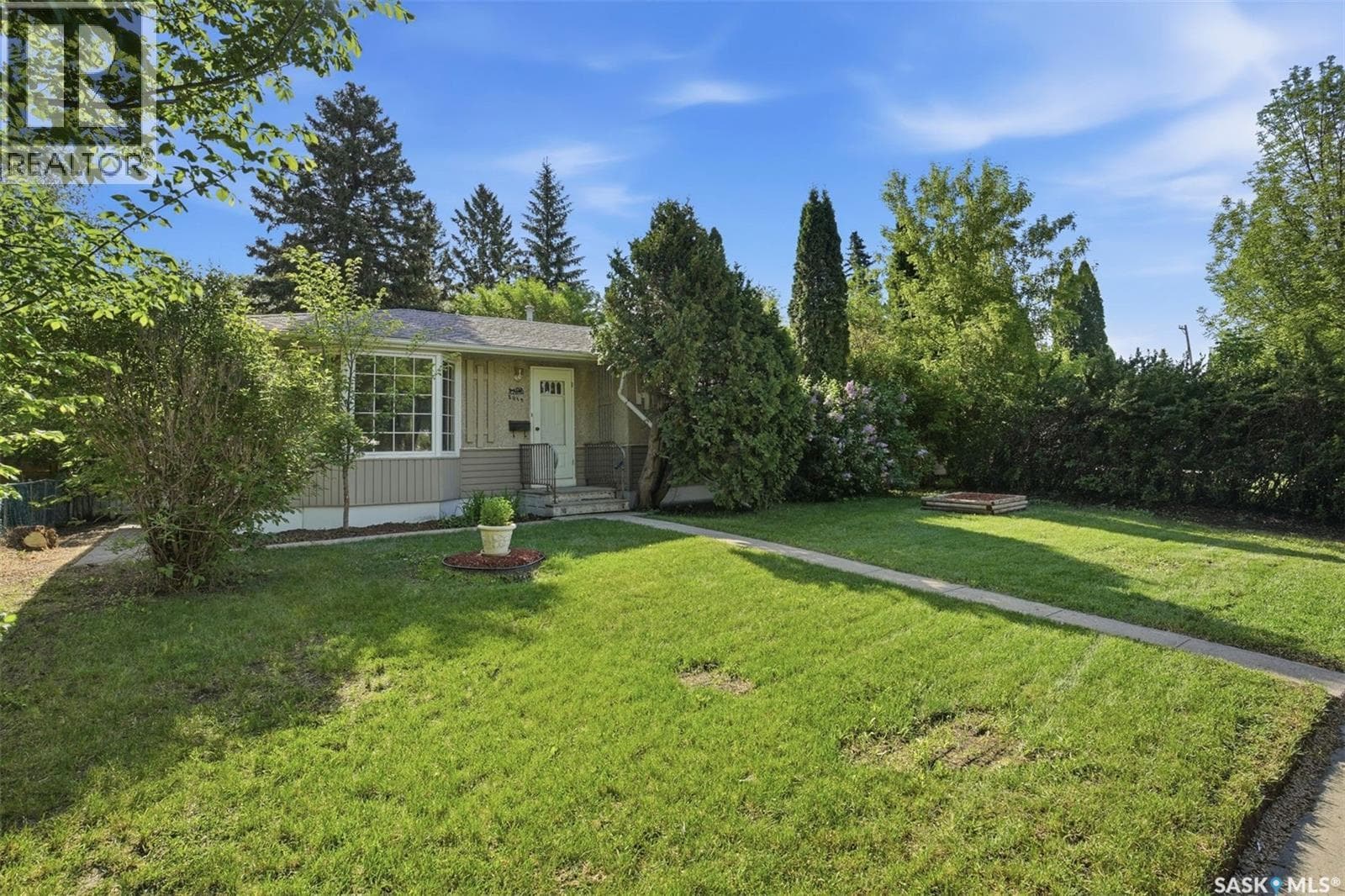 2019 Louise AVENUE — photo 2