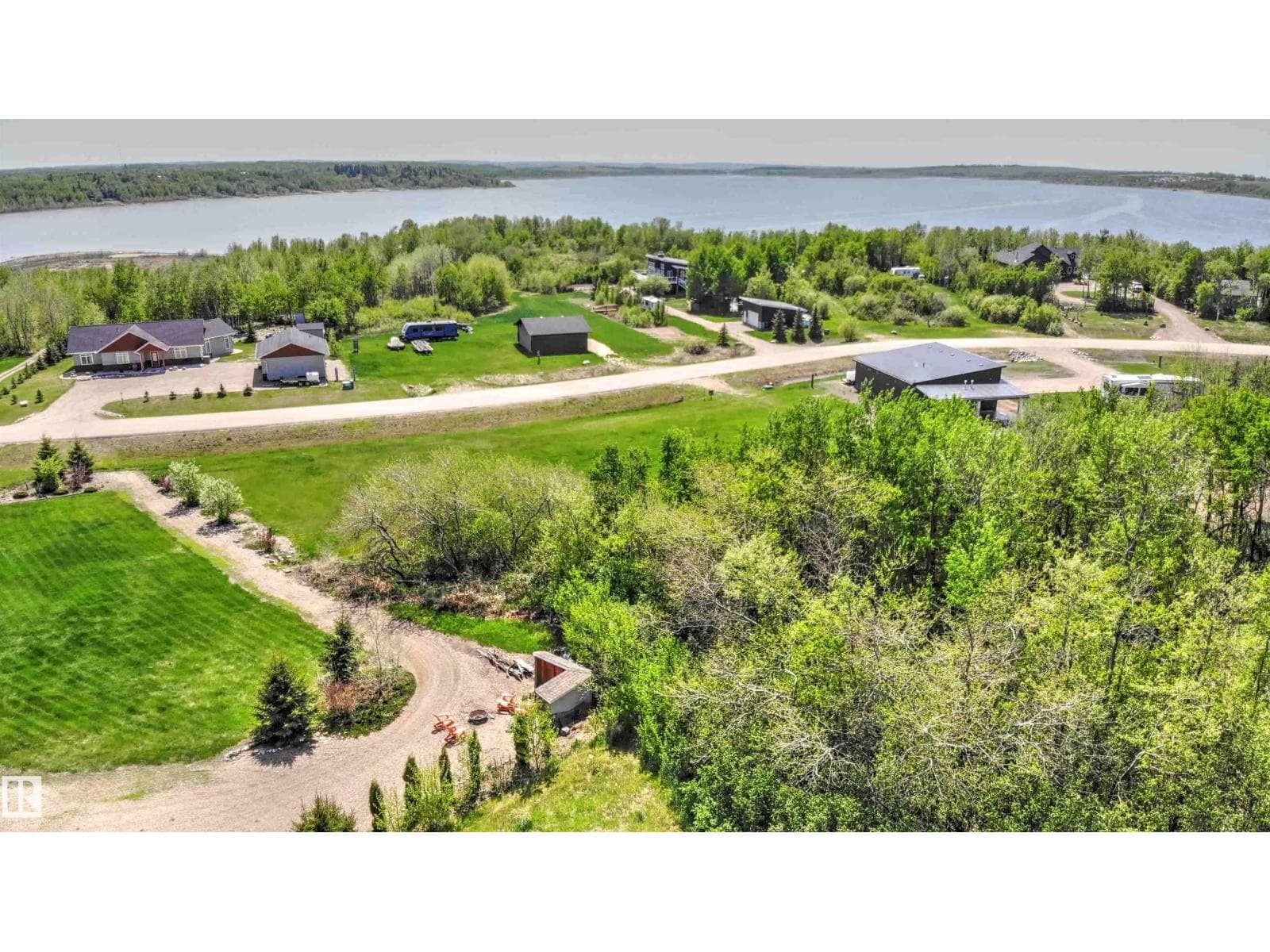 864 56316 RR 113 — photo 2