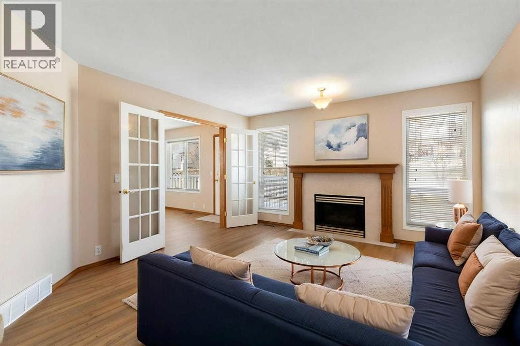 205 Scotia Point NW — photo 5