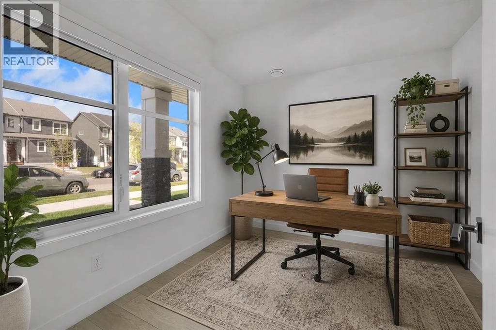 693 Savanna Boulevard NE — photo 4
