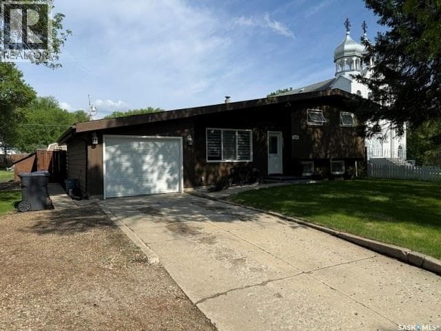 136 Windsor AVENUE