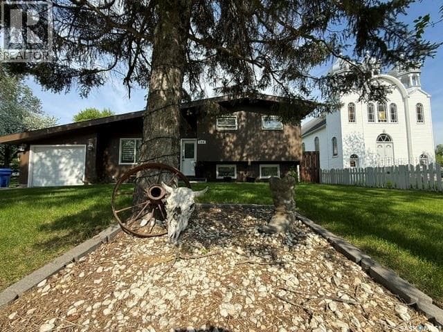 136 Windsor AVENUE — photo 2