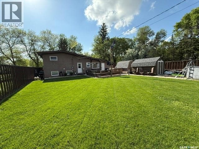 136 Windsor AVENUE — photo 4