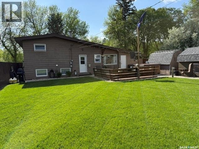 136 Windsor AVENUE — photo 5