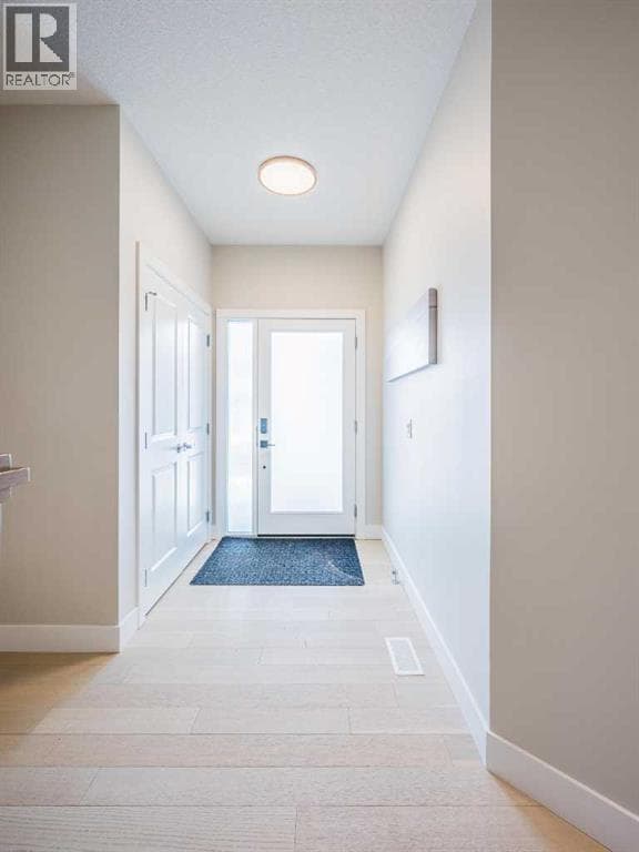 57 Westmore Park SW — photo 3