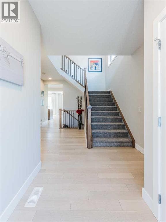 57 Westmore Park SW — photo 4