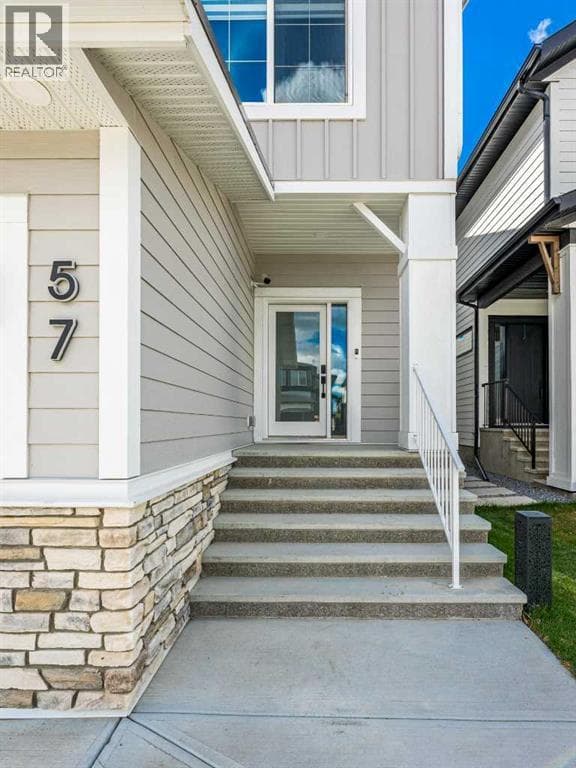 57 Westmore Park SW — photo 2