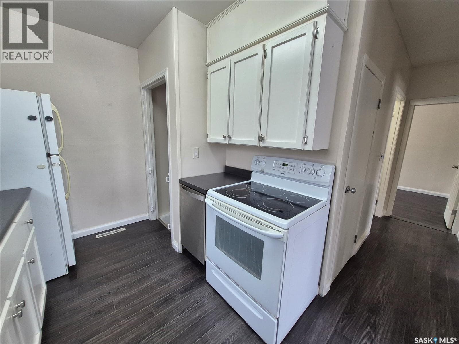 209 Prairie STREET — photo 3