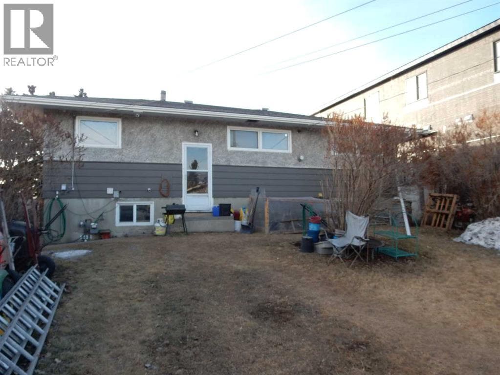 1330 34 Street SE — photo 4
