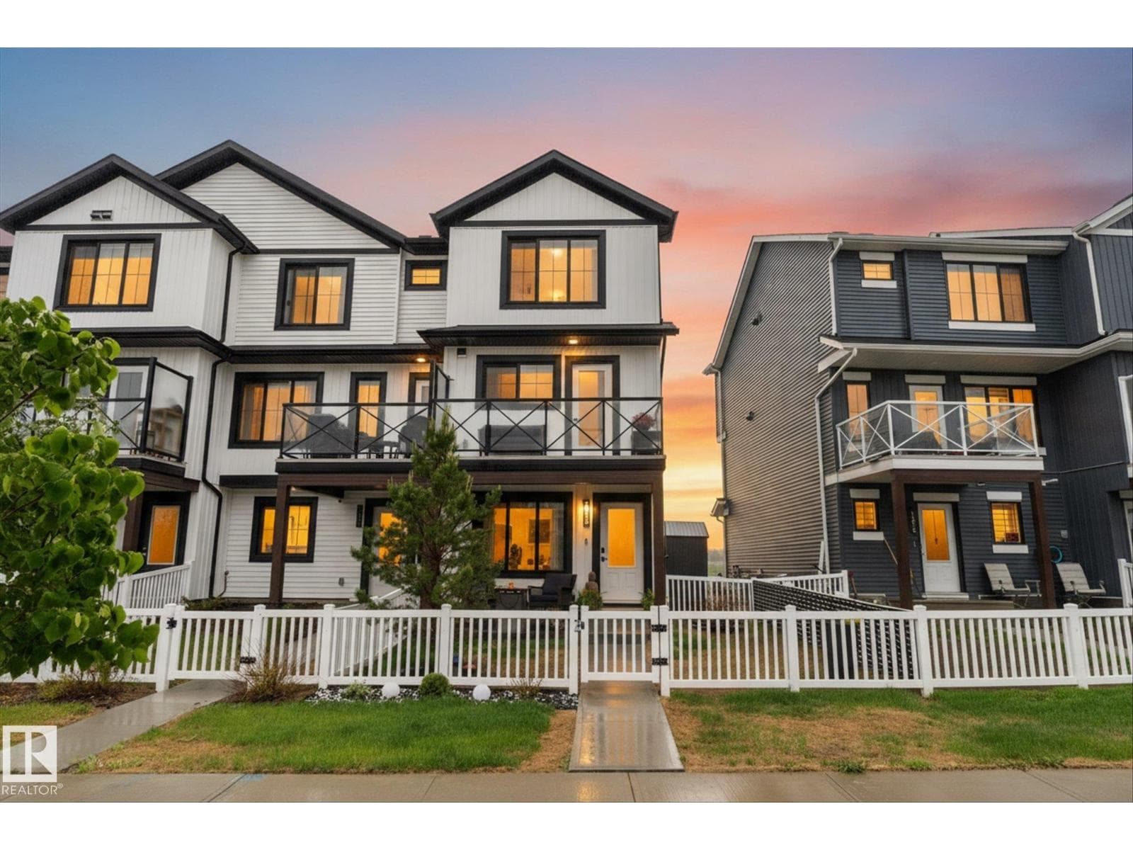 1275 MCLEOD AV