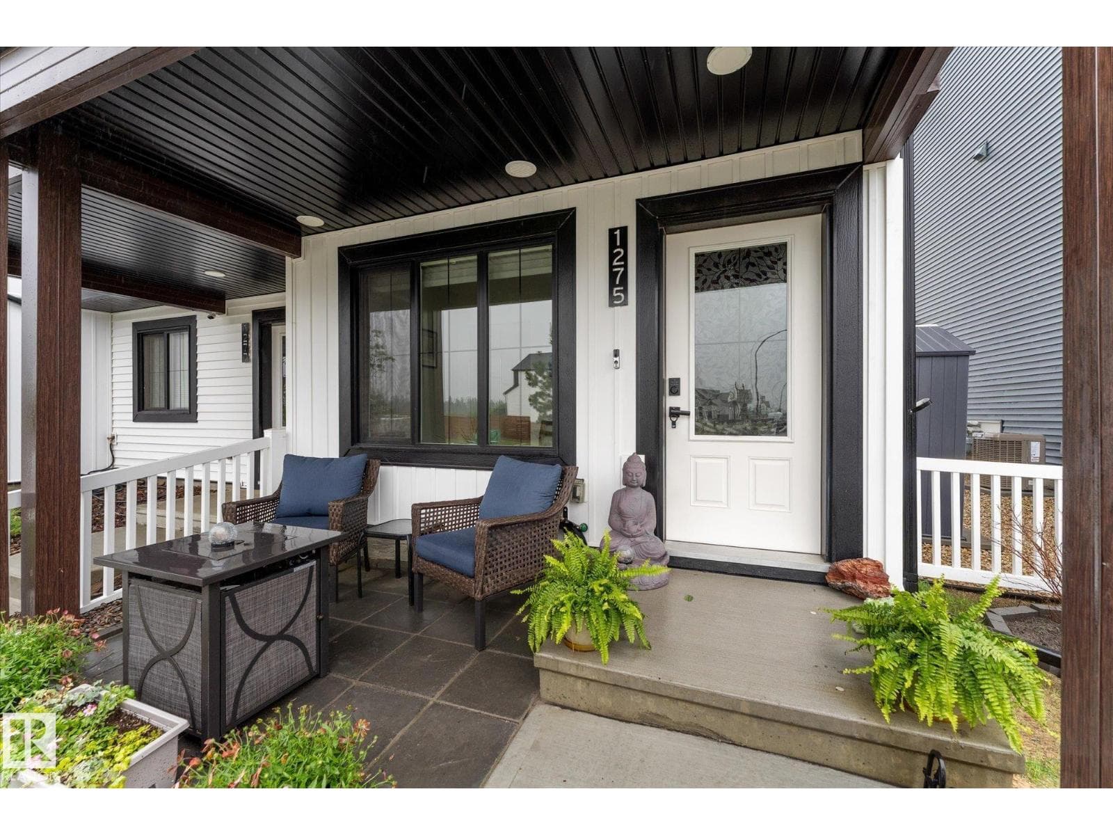 1275 MCLEOD AV — photo 5