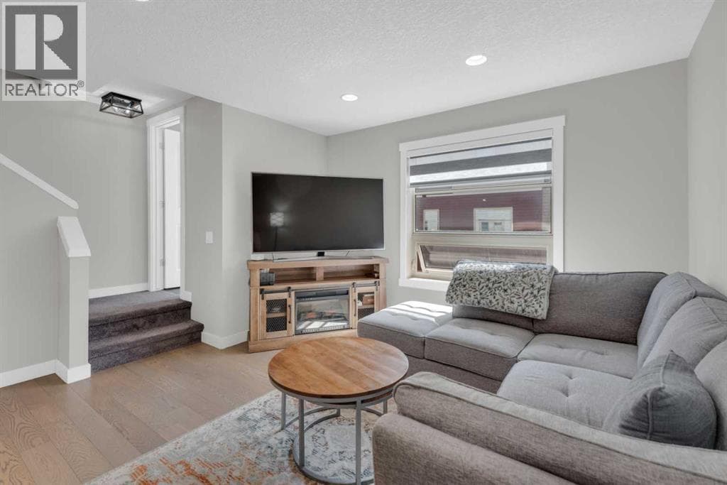 24 Aspen Hills Common SW — photo 5
