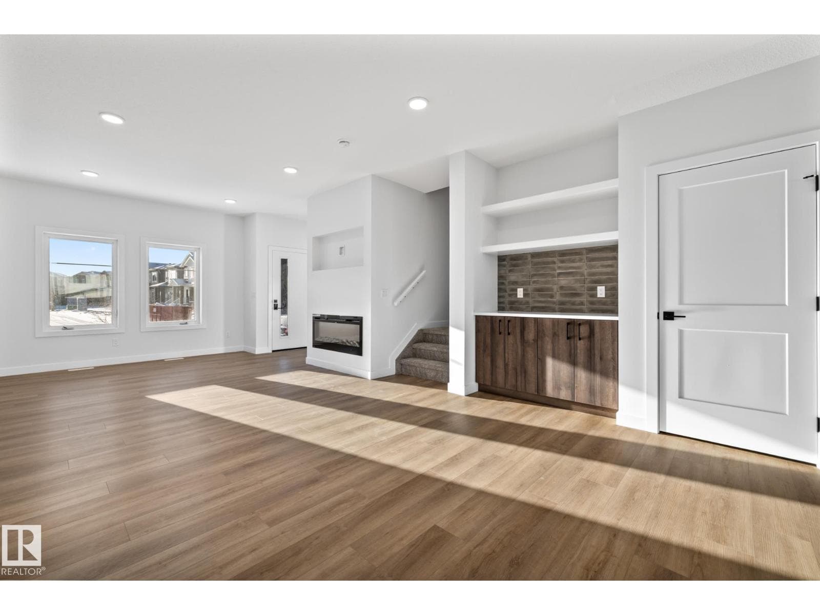 206 STARLING WY — photo 4