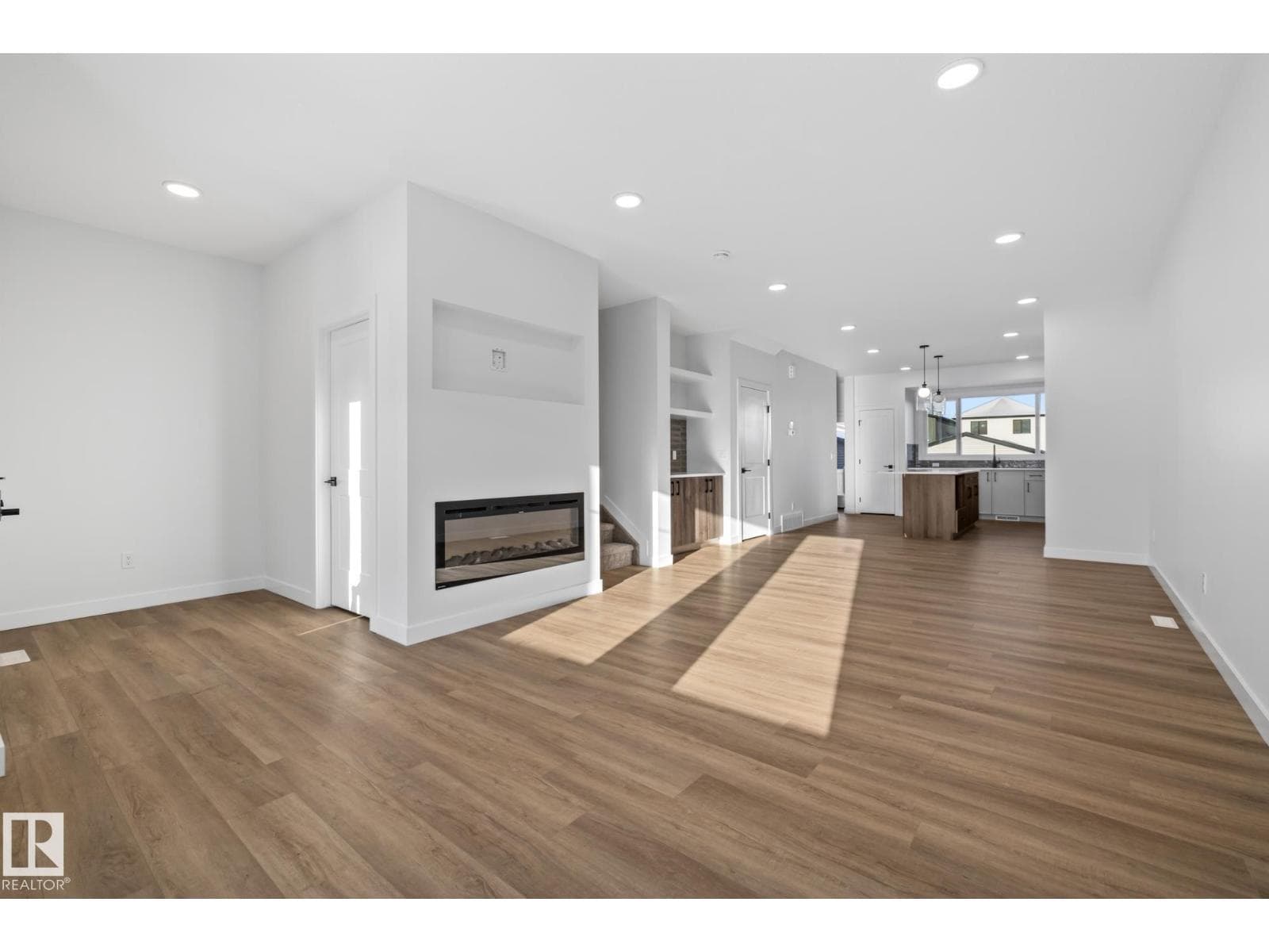 206 STARLING WY — photo 5