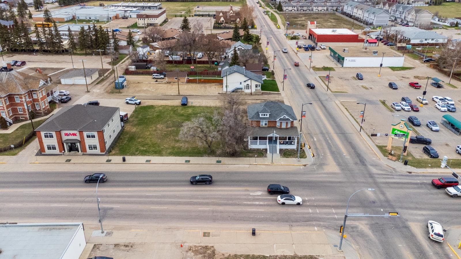 10002  100 Avenue