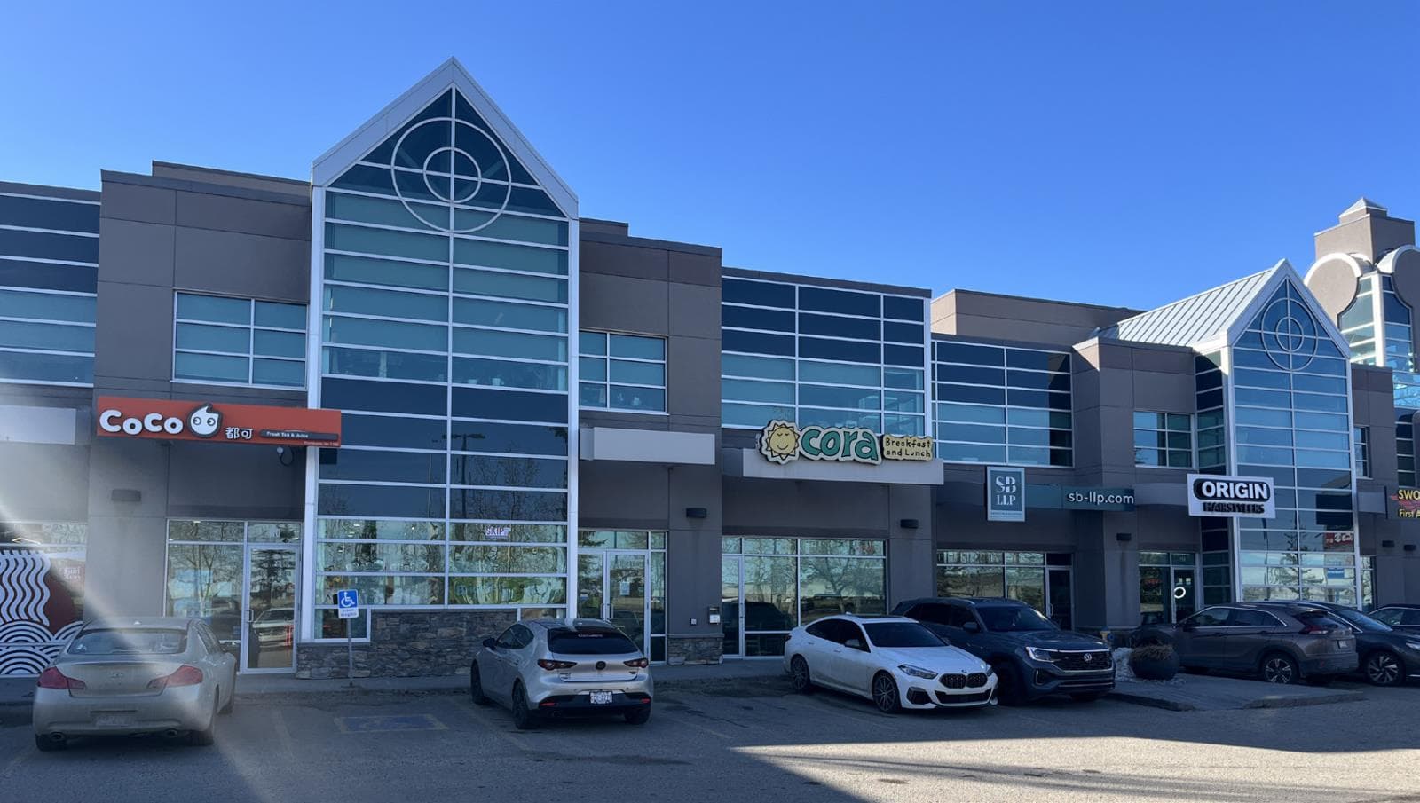 202, 2920  Calgary Trail