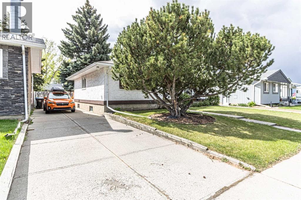111 Lynnview Way SE — photo 3