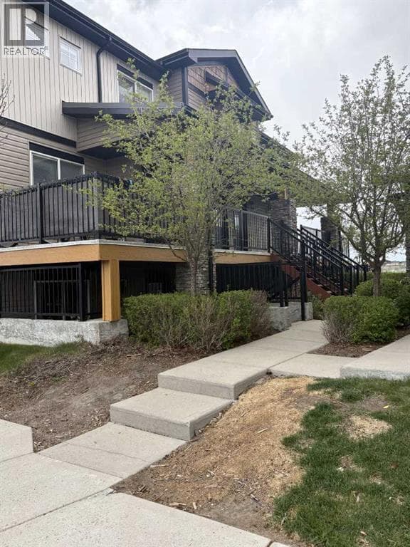 8303, 2781 Chinook winds Drive SW — photo 3