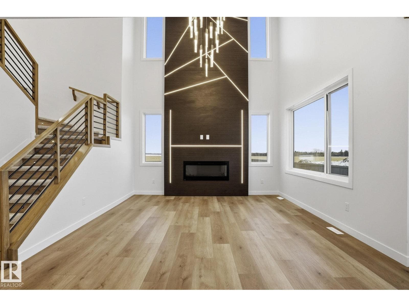 361 Linden LO — photo 4