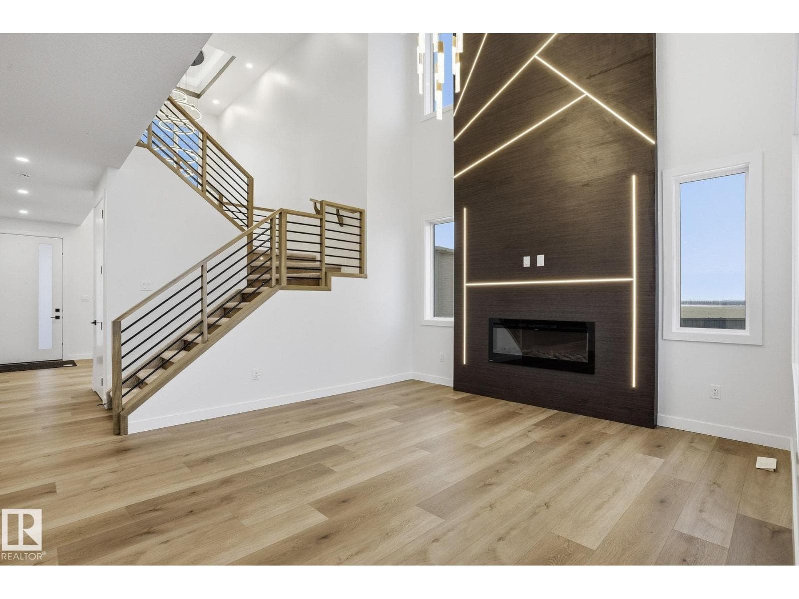 361 Linden LO — photo 5