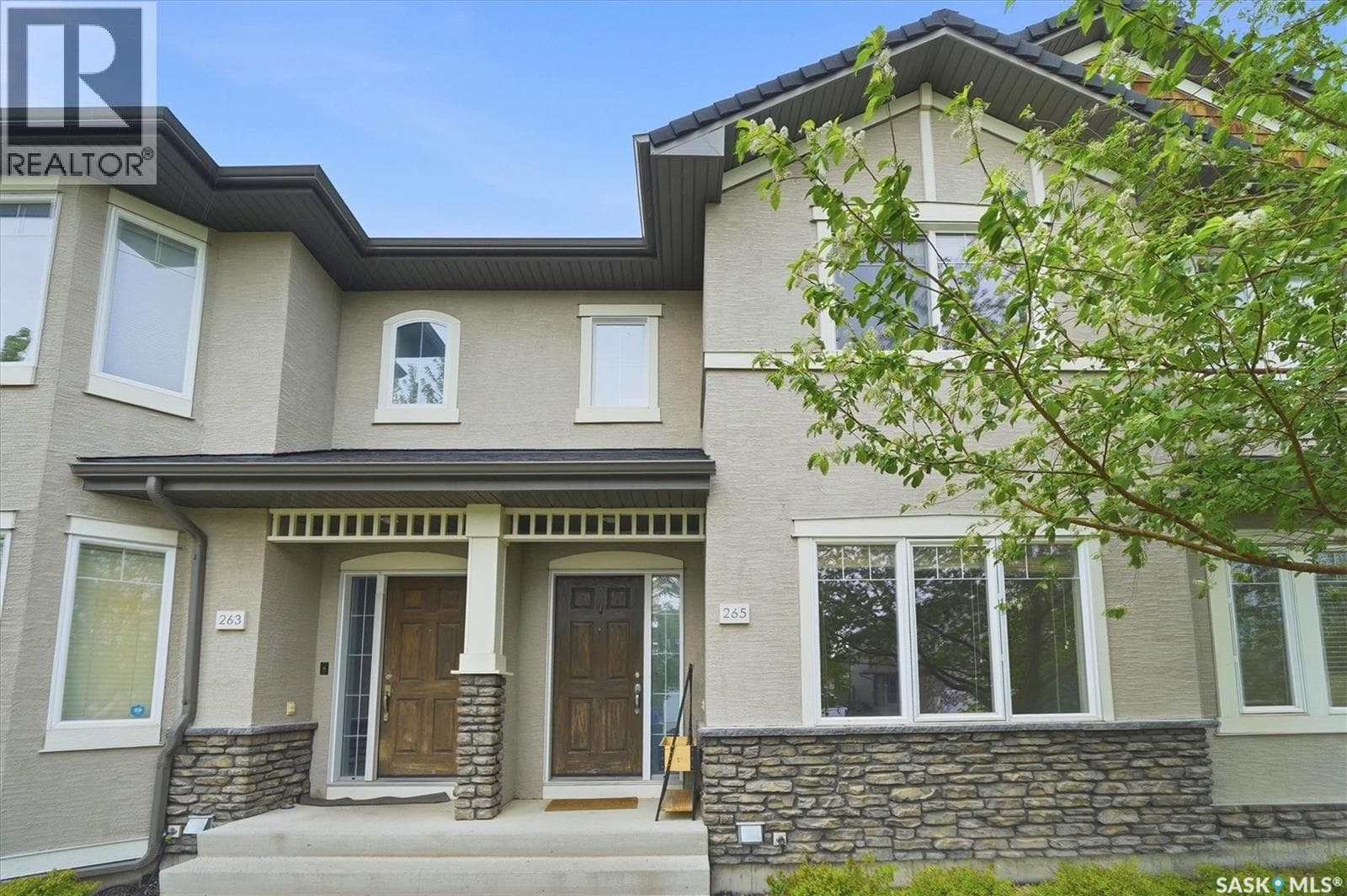 265 245 Ashworth CRESCENT — photo 3