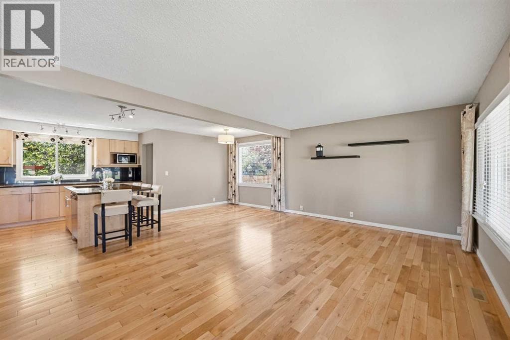 156 Templeview Place NE — photo 5