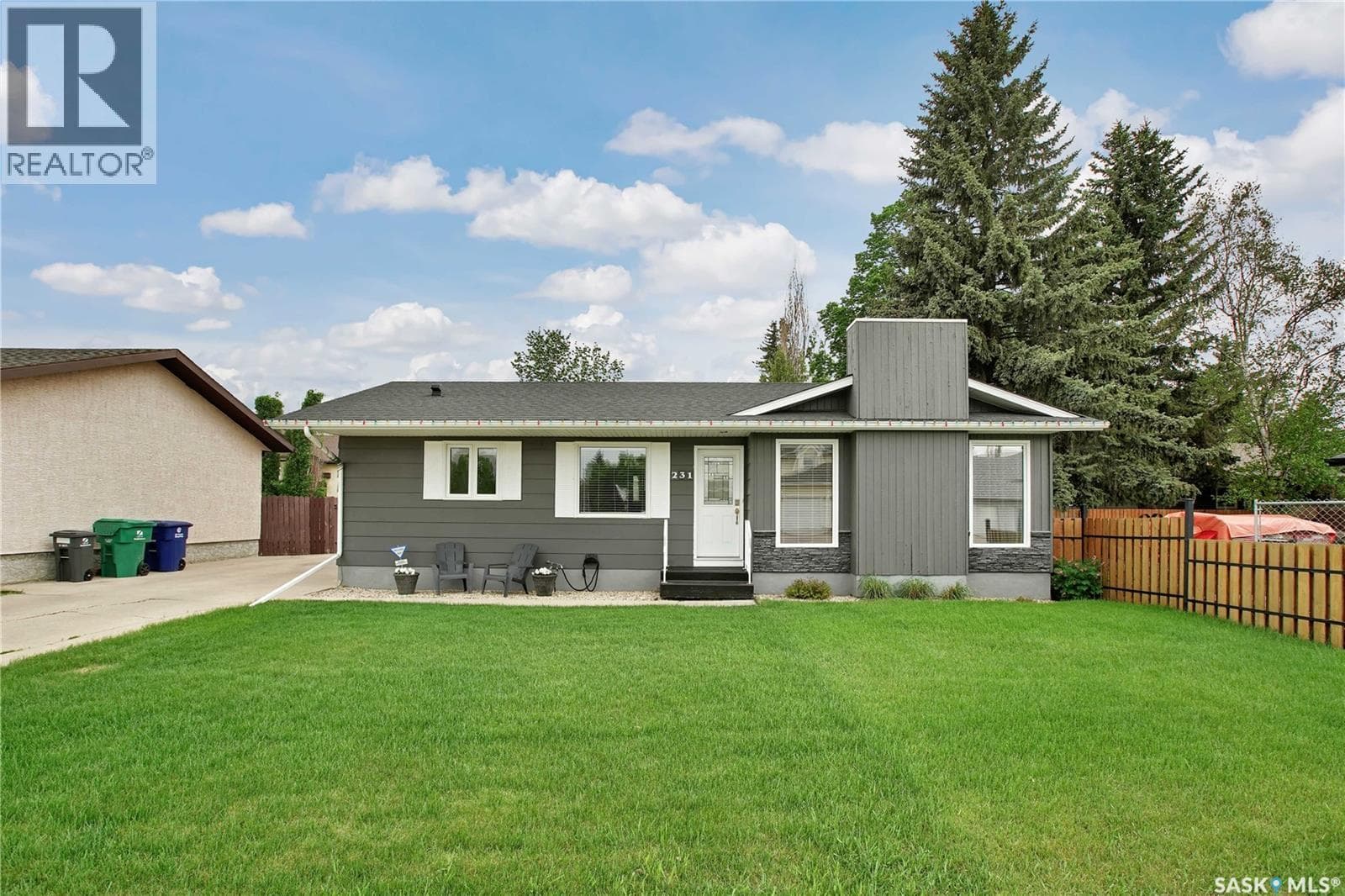 231 Roborecki CRESCENT
