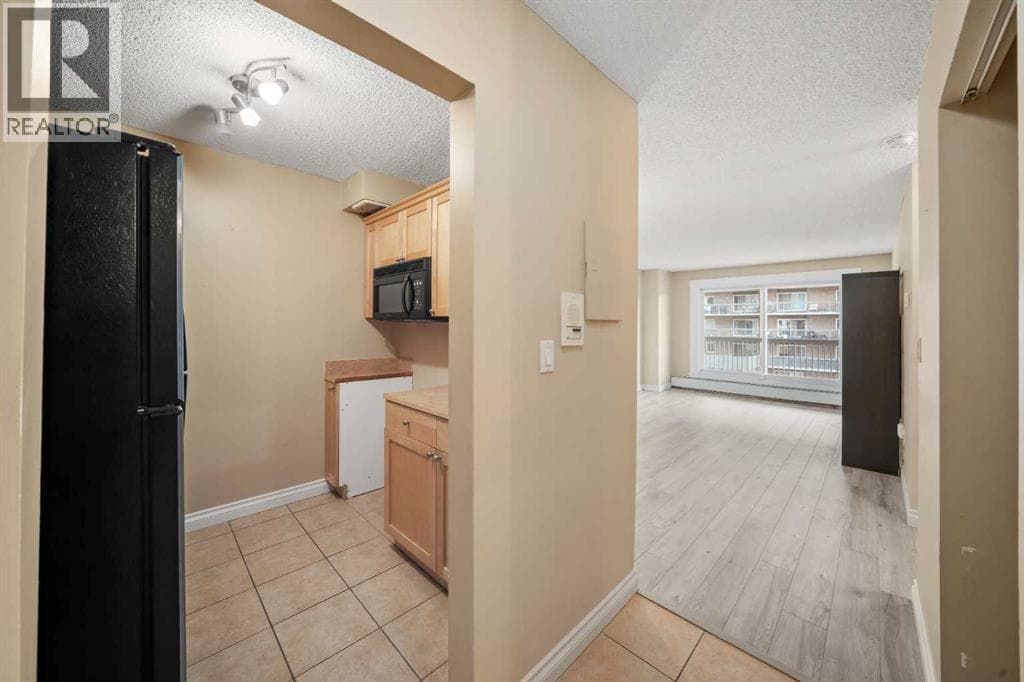 303, 1334 12 Avenue SW — photo 4