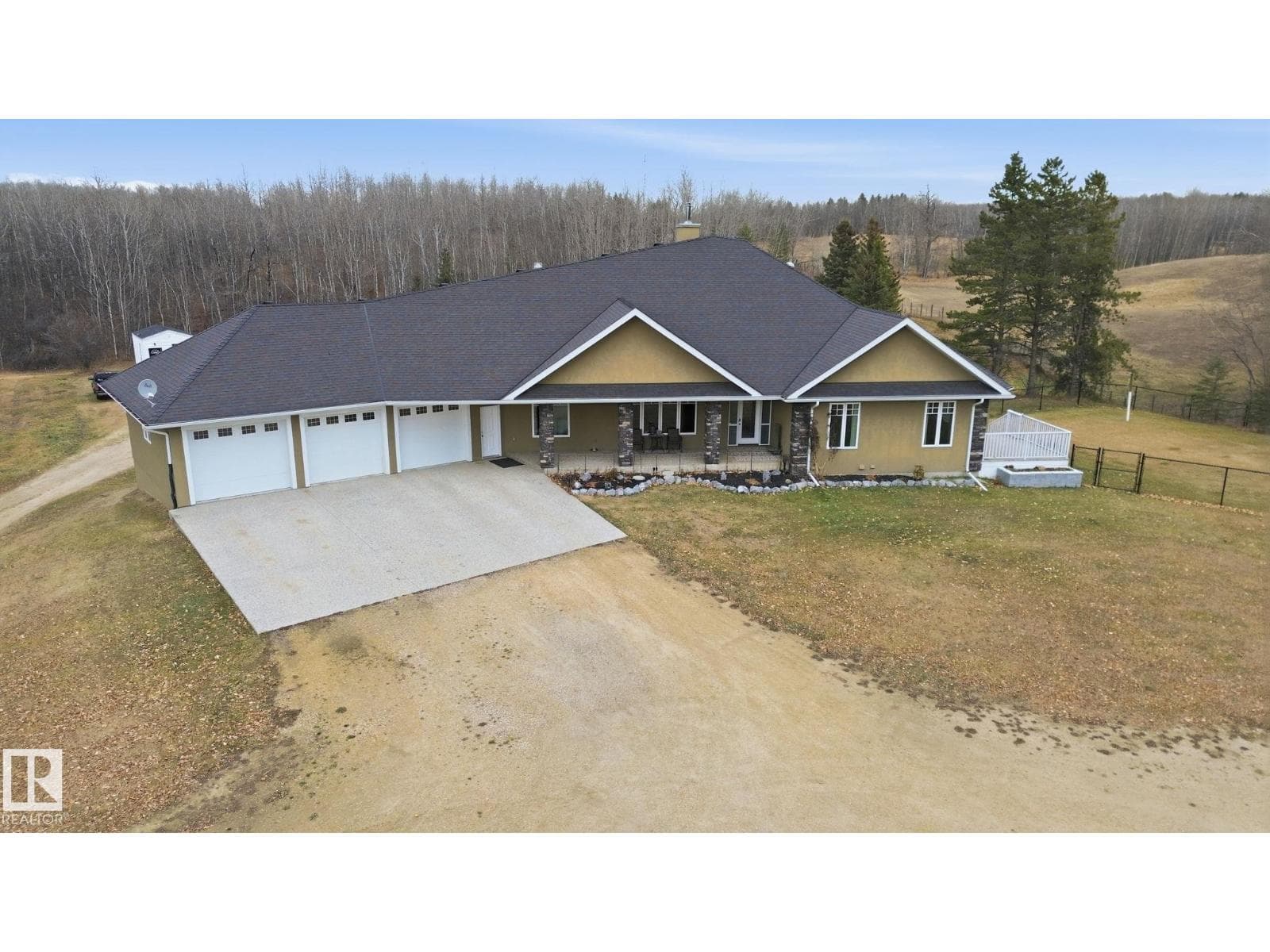 2012 PARKLAND DR