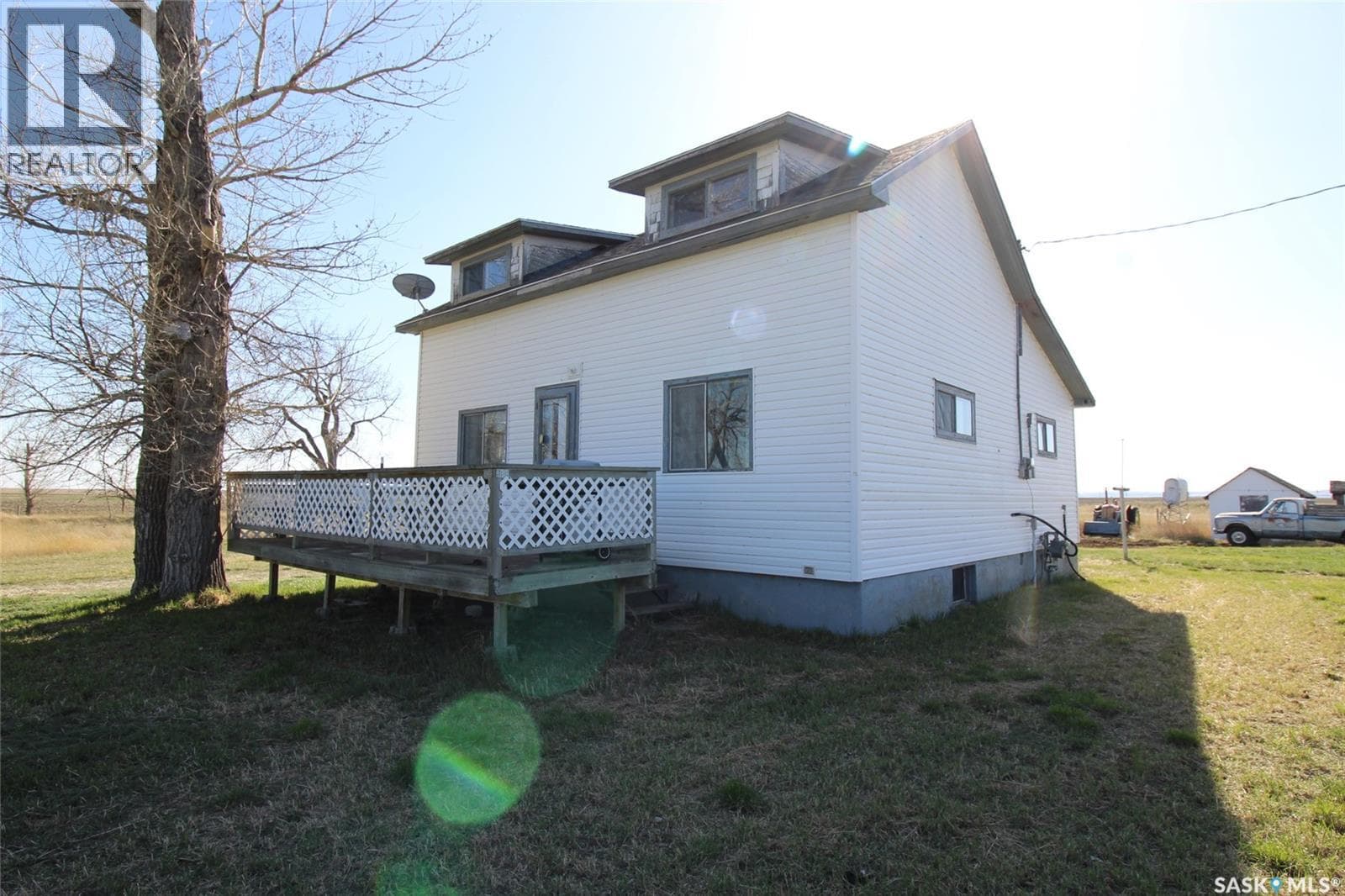 710 Railway AVENUE