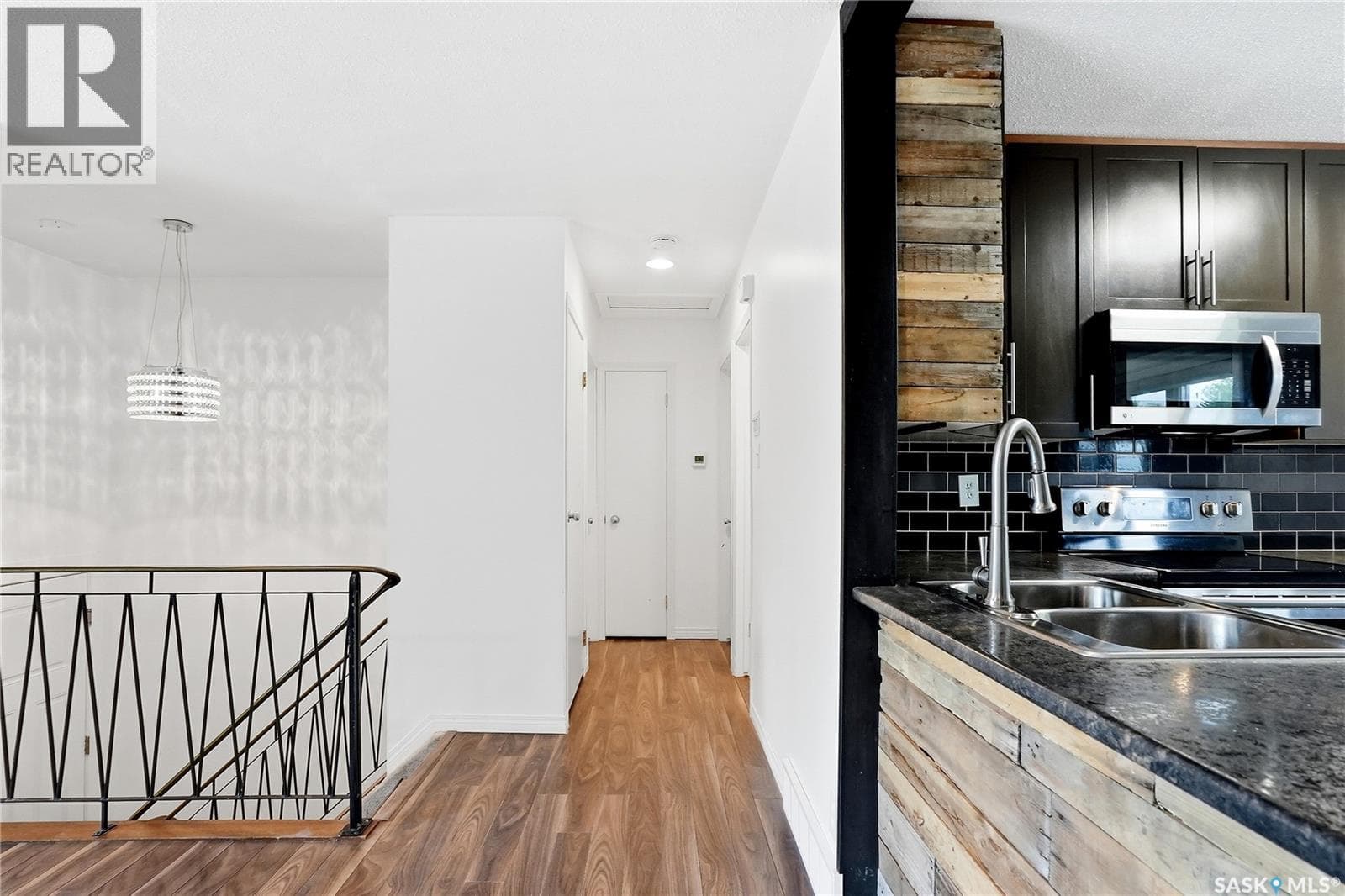 424 Dalhousie CRESCENT — photo 4