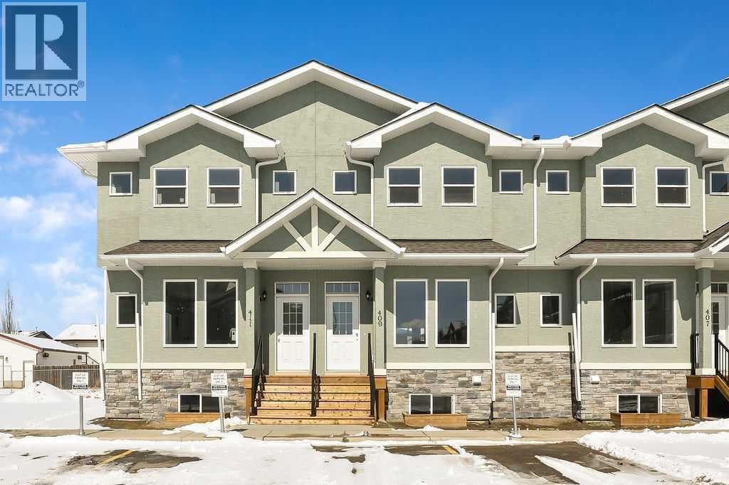 409 Strathcona Circle