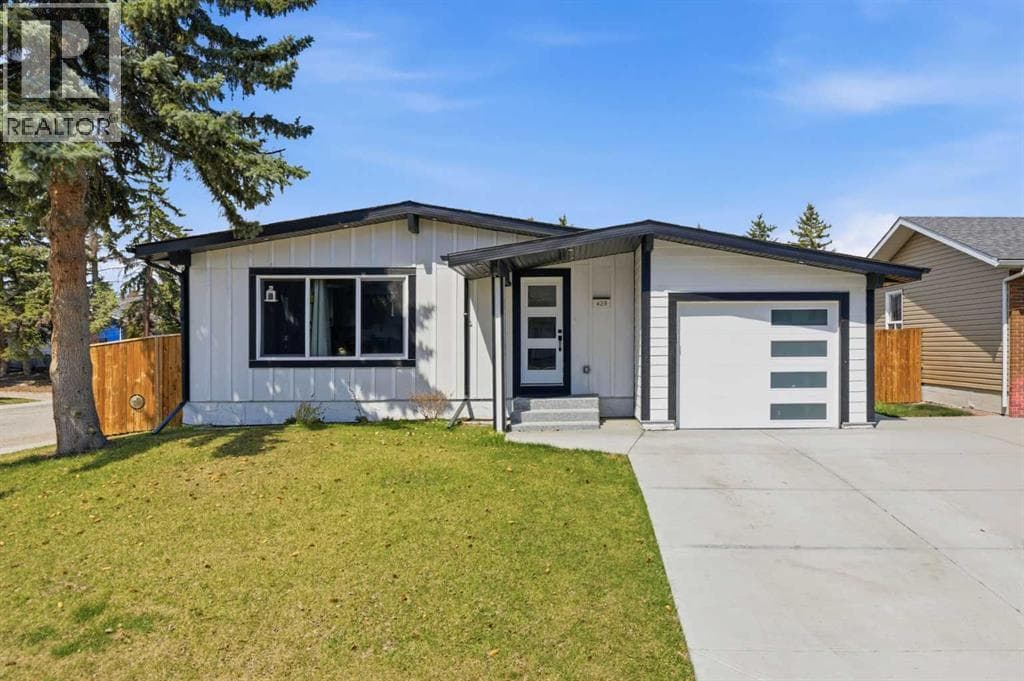 428 Queen Anne Way SE — photo 2