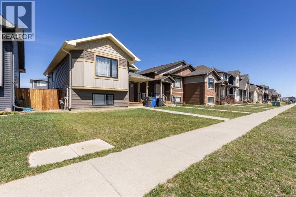 537 Blackwolf Boulevard N — photo 4