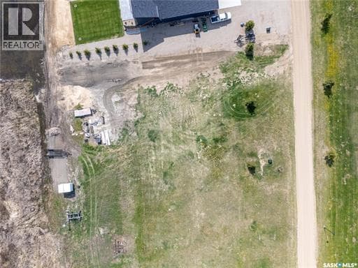710 Lakeshore DRIVE — photo 4