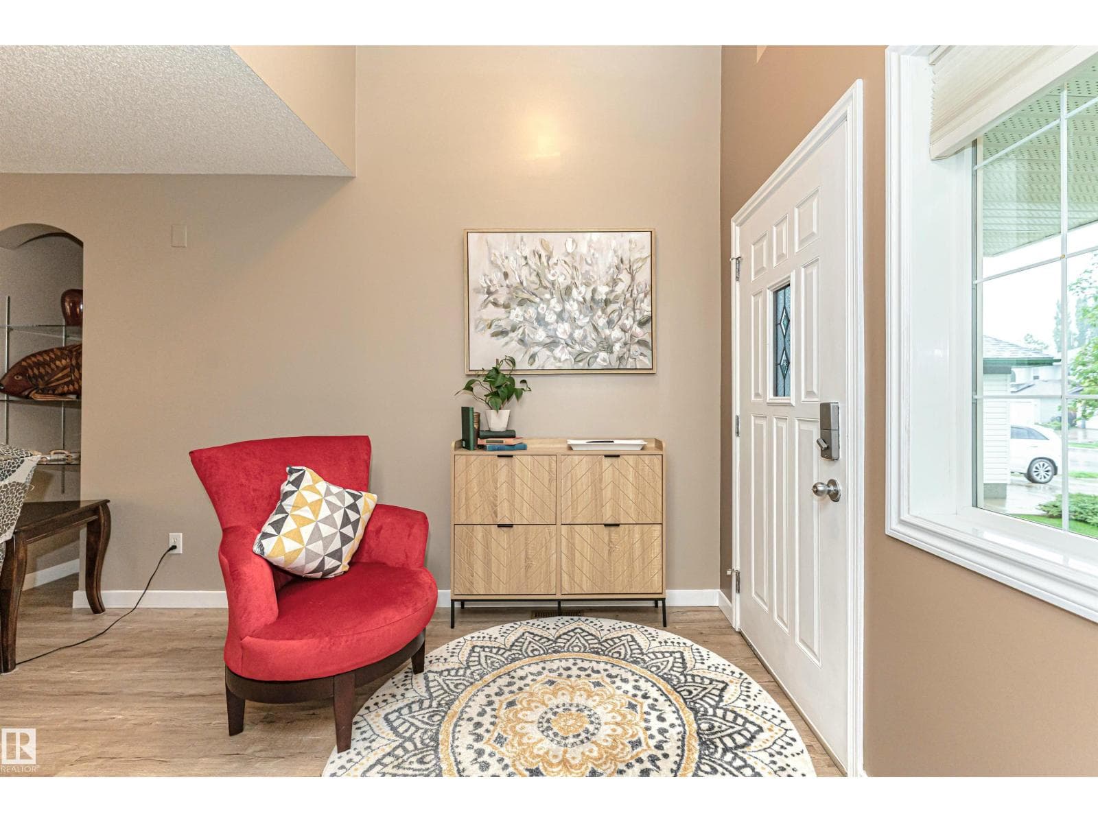 184 Lakeland Dr — photo 3