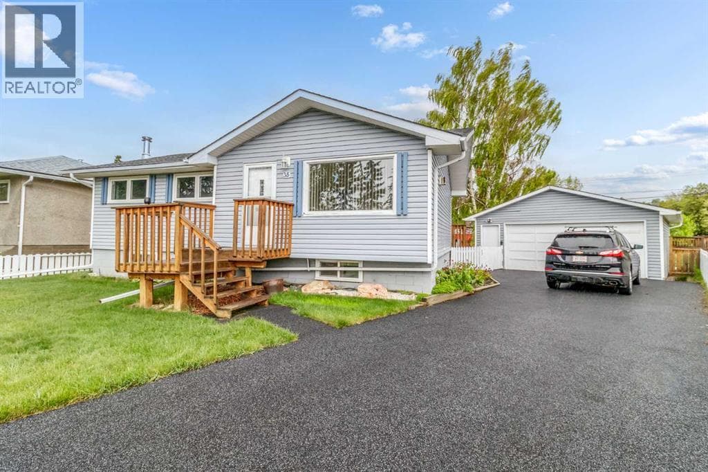 35 Beaupre Crescent — photo 3