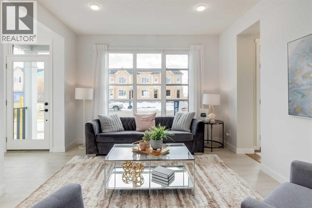 20544 Sheriff King Street SW — photo 3