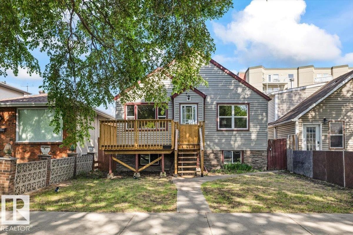 11241 84 ST NW