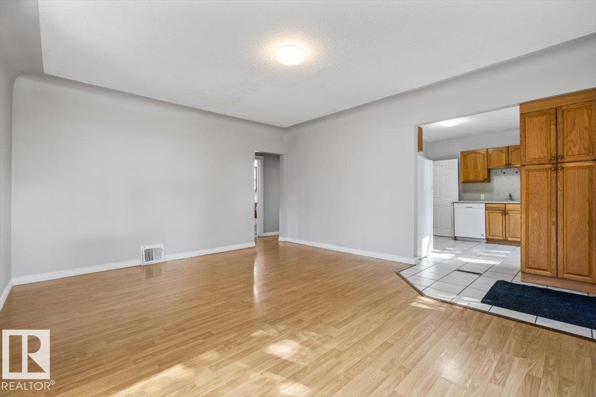 11241 84 ST NW — photo 5