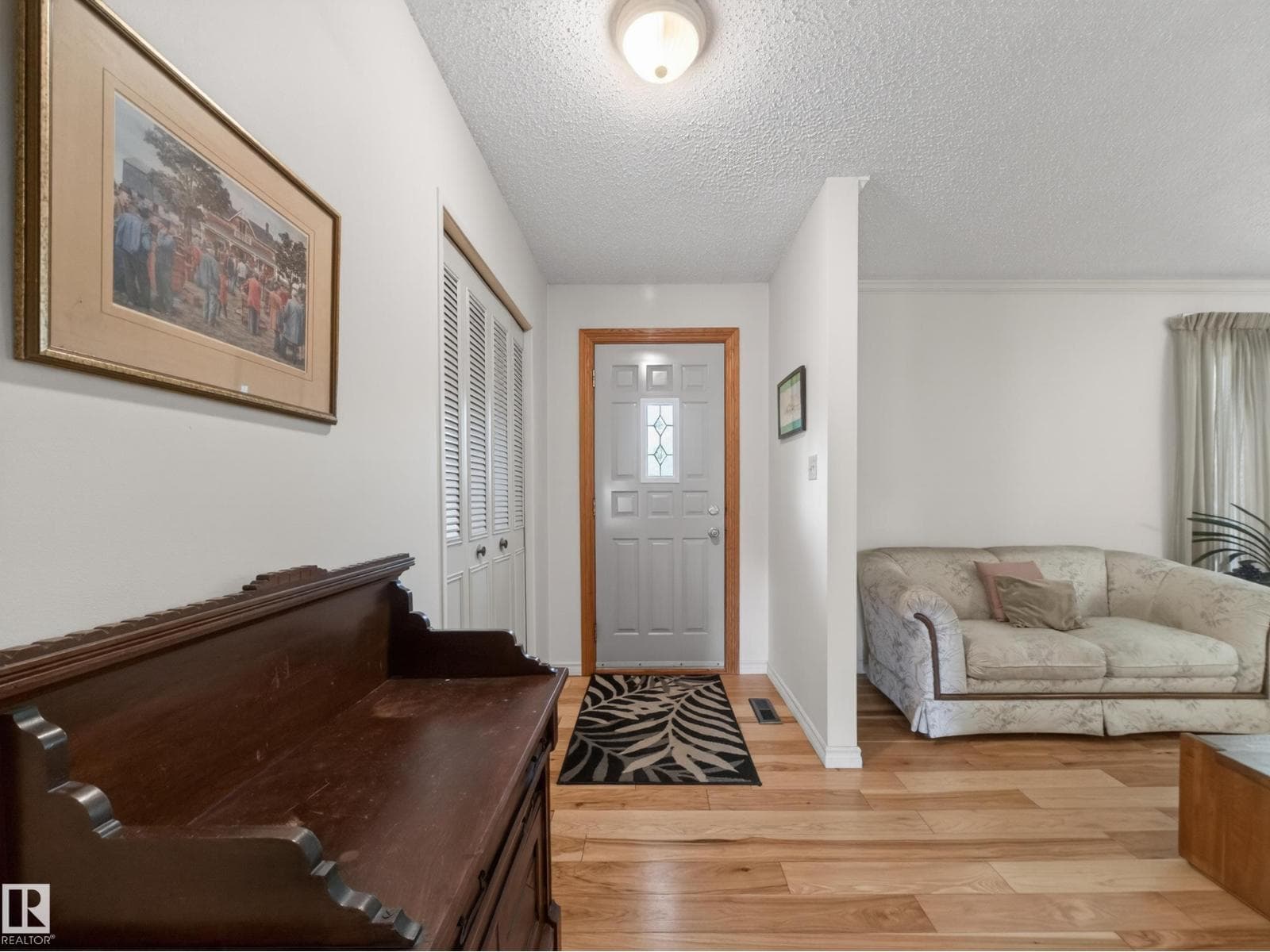 18416 90 AV NW — photo 2