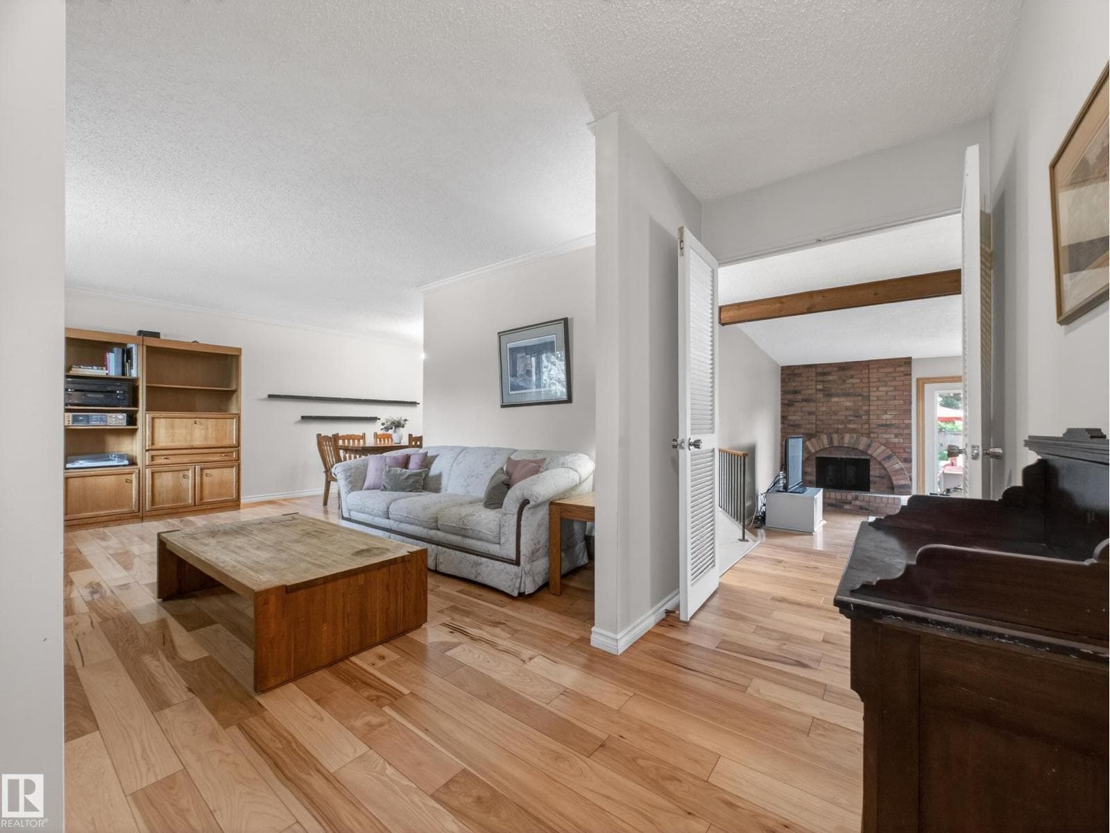 18416 90 AV NW — photo 3