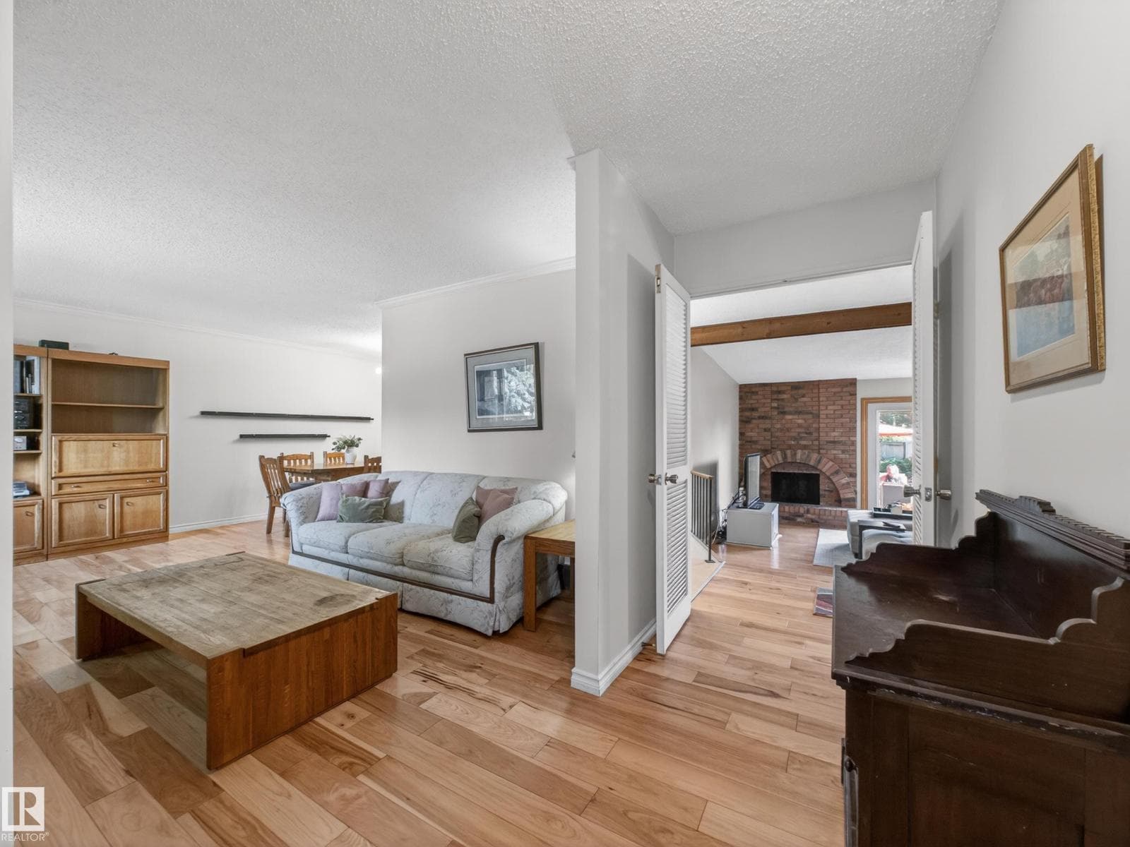 18416 90 AV NW — photo 4